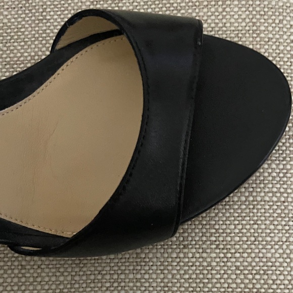 Khloe Silk Faille Platform – Monique Lhuillier Monique Lhuillier Elegant Black Heels